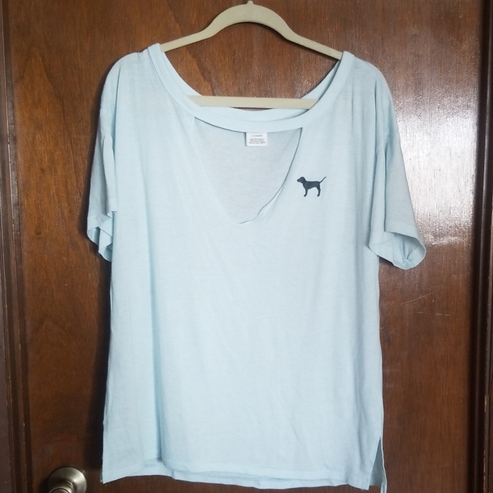 Scoop neck t shirt